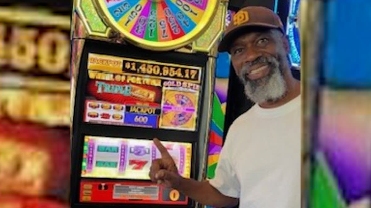 San Diego man wins $1.5 million slot-machine jackpot at Las Vegas airport