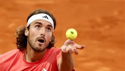 Tsitsipas se la pega a la primera en Madrid ante Monteiro y pone en peligro su condición de 'top10'