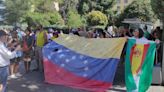 Más de 9.000 venezolanos votan en Madrid este domingo: “Andamos con el corazoncito y los sentimientos revueltos, pero hay esperanza”