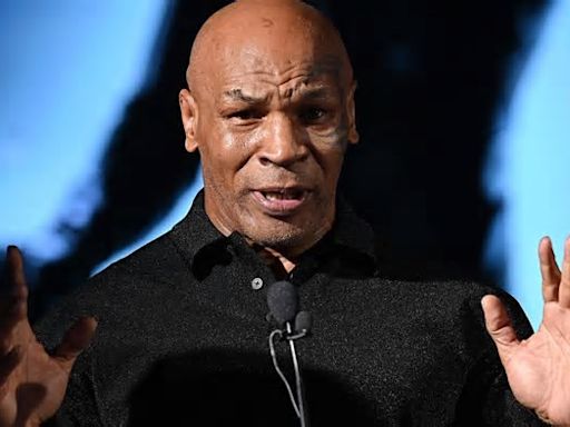 Así golpea Mike Tyson a los 57 años: sus fanáticos lo grabaron en medio de pelea callejera contra un excampeón mundial