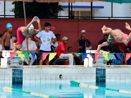 Ludhiana swimmer Anushka wins 200m breaststroke gold with state record