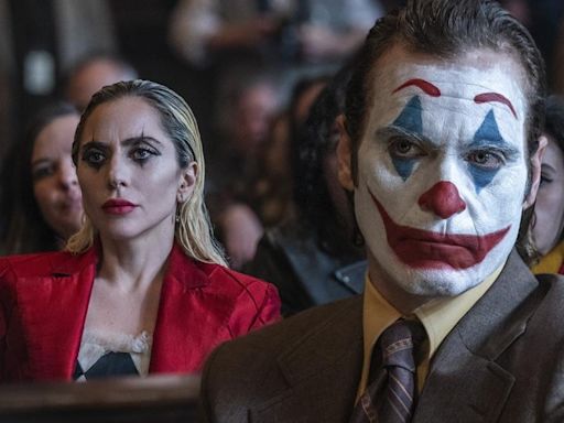 JOKER: FOLIE À DEUX Stills Feature Joker And Harley Quinn In Court And A Possible Arkham Breakout