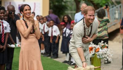 Prinz Harry und Meghan in Nigeria auf Werbetour für Invictus-Spiele