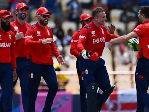 Incredible! Jos Buttler’s freak throw sends Heinrich Klaasen packing. Watch - Times of India