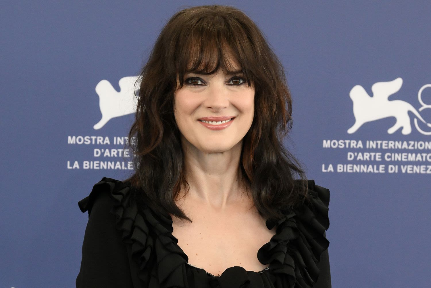 Winona Ryder Opens Up About Leaving Hollywood After 2001 Shoplifting Arrest: 'I Checked Out'