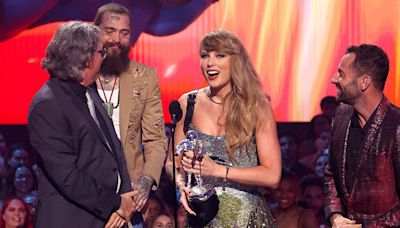 Taylor Swift Thanks Travis Kelce in Her 2024 VMAs Speech