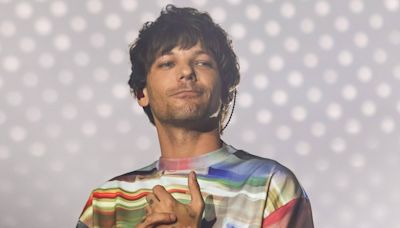 One-Direction-Star Louis Tomlinson zeigt sich mit grauen Haaren