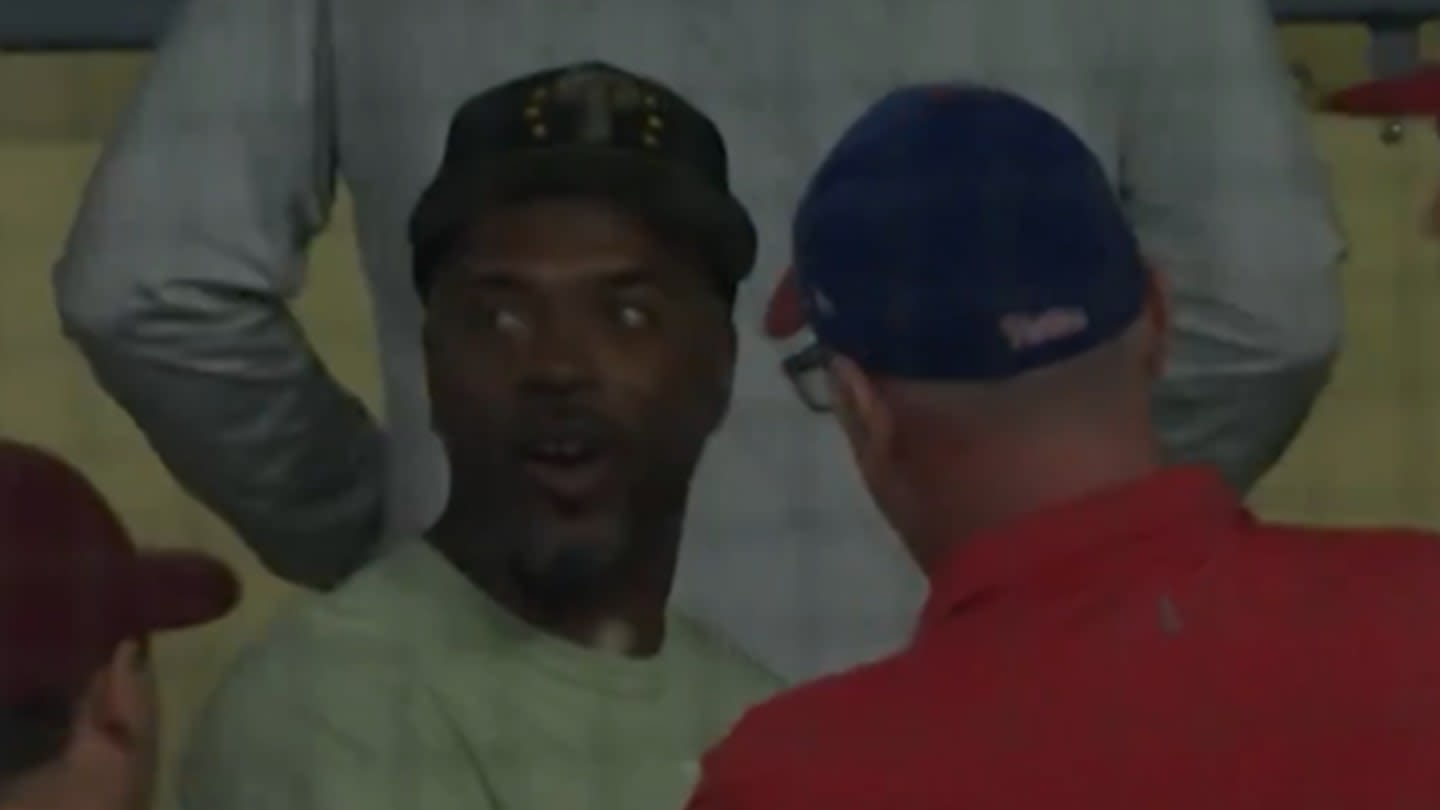 Phillies Legend Jimmy Rollins Had Priceless Reaction to Kyle Schwarber's Third Home Run