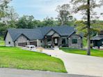 219 Oakmont Ave, Lake Ozark MO 65049