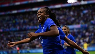 JO 2024-Foot: les Bleues s'imposent face à la Colombie grâce à Katoto