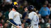 Turang drives in go-ahead run, Brewers defeat Mariners 5-3