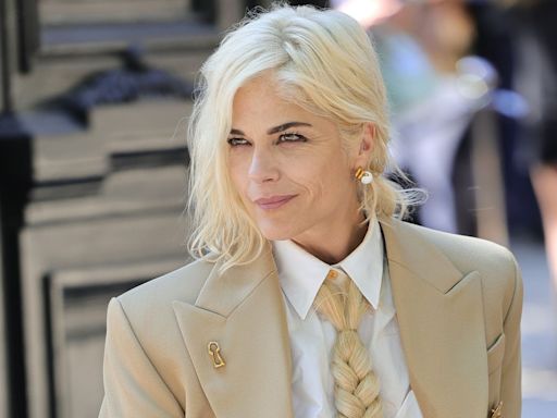 Selma Blair se convierte en la favorita de la Semana de la Moda en París