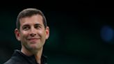 Brad Stevens, de los Celtics, Ejecutivo del Año de la NBA