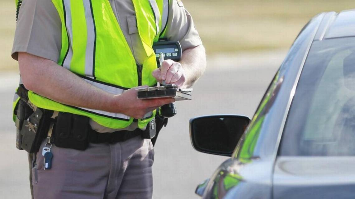 Are you breaking Kansas traffic laws? A guide on speeding, texting, funerals and more