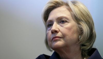 Clinton criticizes Democrats for handling of abortion rights