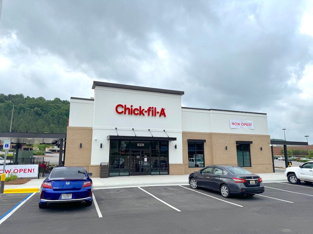 New Valleydale Chick-fil-A opens on 280 - Shelby County Reporter