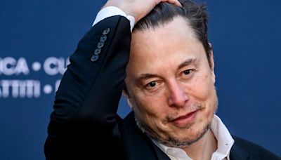 Elon Musk's Trans Daughter Brutally Hits Back After He Said She Was 'Dead'