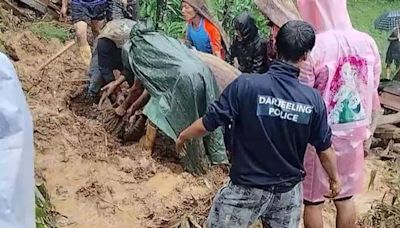 One dead as rains trigger landslides in north Bengal’s Darjeeling and Kalimpong