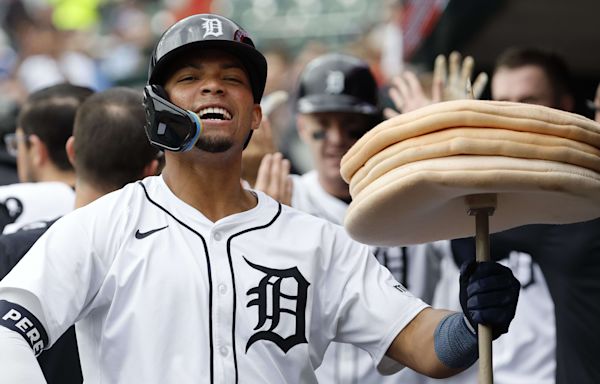 Detroit Tigers Switch-Hitting Rookie Wenceel Pérez Records Historic 2-Home Run Game