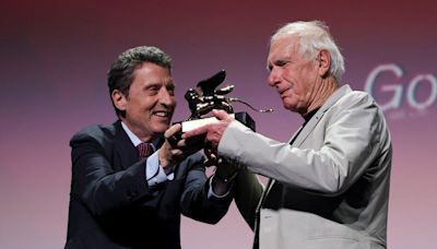 El director de 'Truman Show', Peter Weir, gana un premio y pide a los cineastas que se desconecten