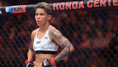 UFC Vegas 94 Fight Card Preview, Odds & Predictions: Lemos Vs. Jandiroba