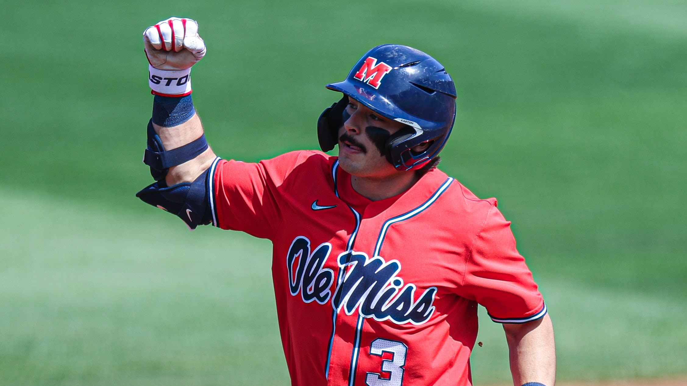 Rebels Secure Series Win Over Auburn With Game-Deciding Run in 9th Inning