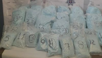 Policía de Tijuana encuentra más 50 kilos de fentanilo en el vehículo de una ‘mula ciega’