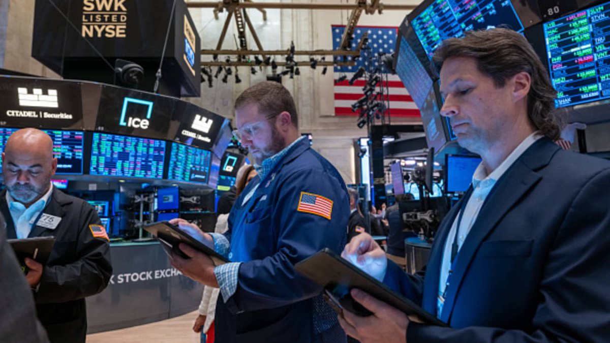 CNBC Daily Open: Dow soars 700 points to record close