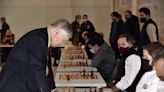 Anatoli Kárpov, leyenda del ajedrez, en coma tras un accidente doméstico