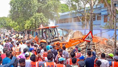 Mamata’s eviction drive targets party offices, Trinamool’s premises not spared