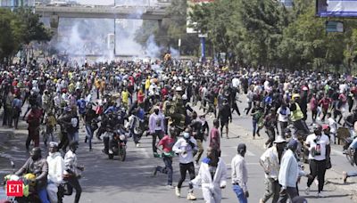 Barack Obama’s sister tear gassed outside the Parliament as protests intensify in Kenya