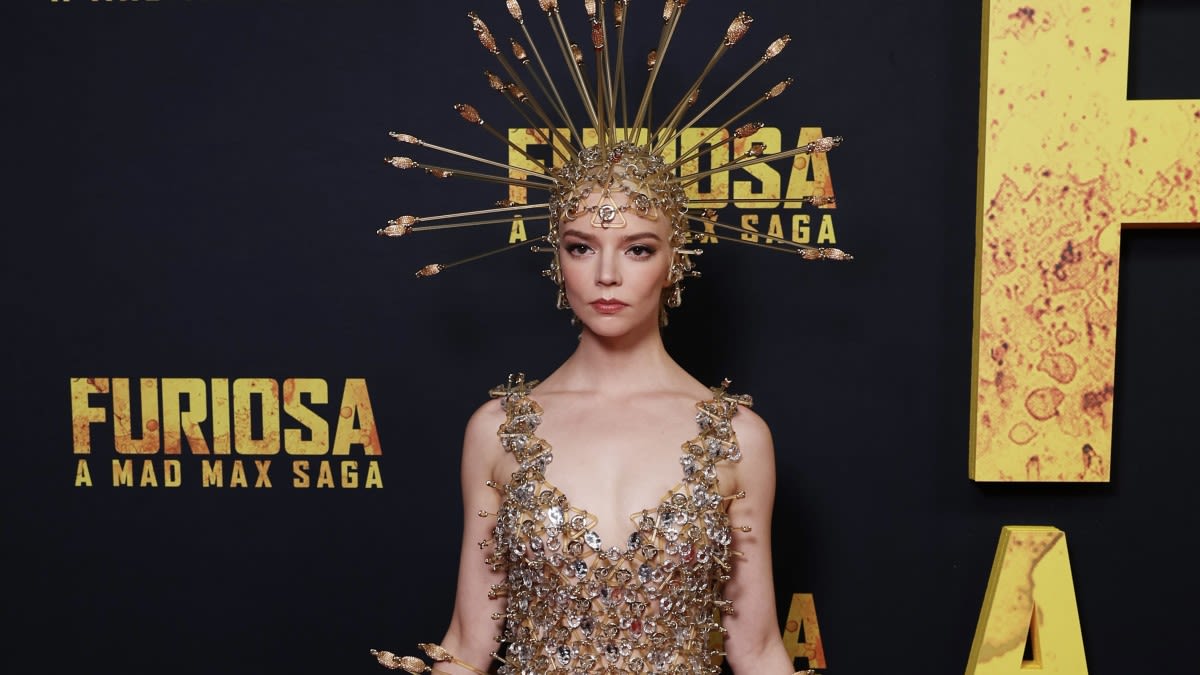 Anya Taylor-Joy Really Went For It in Archival Paco Rabanne Haute Couture