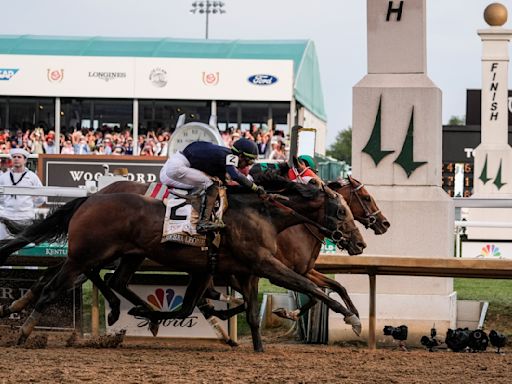 Kentucky Derby: Mystik Dan wins in three-horse photo finish, outruns favorite Fierceness in stunning upset