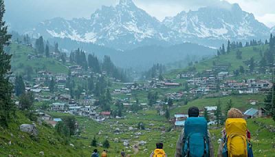 Yusmarg: The Ultimate Destination For Unforgettable Family Adventures