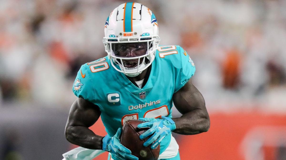 Dolphins' Tyreek Hill admits he had experimental treatment done in foreign country during offseason