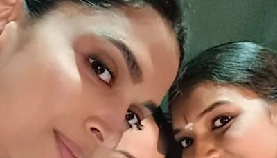 Mom-To-Be Deepika Padukone Flaunts Pregnancy Glow As She Poses With Co-actors On Singham Again Set - News18