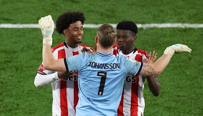 Stoke 1-1 Fleetwood (2-1 on pens): Goalkeeper Viktor Johansson the hero as Potters seal Carabao Cup progression