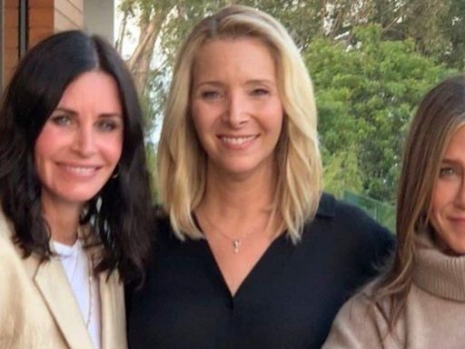 FRIENDS actors Courteney Cox, Jennifer Aniston share special posts for co-star Lisa Kudrow's birthday