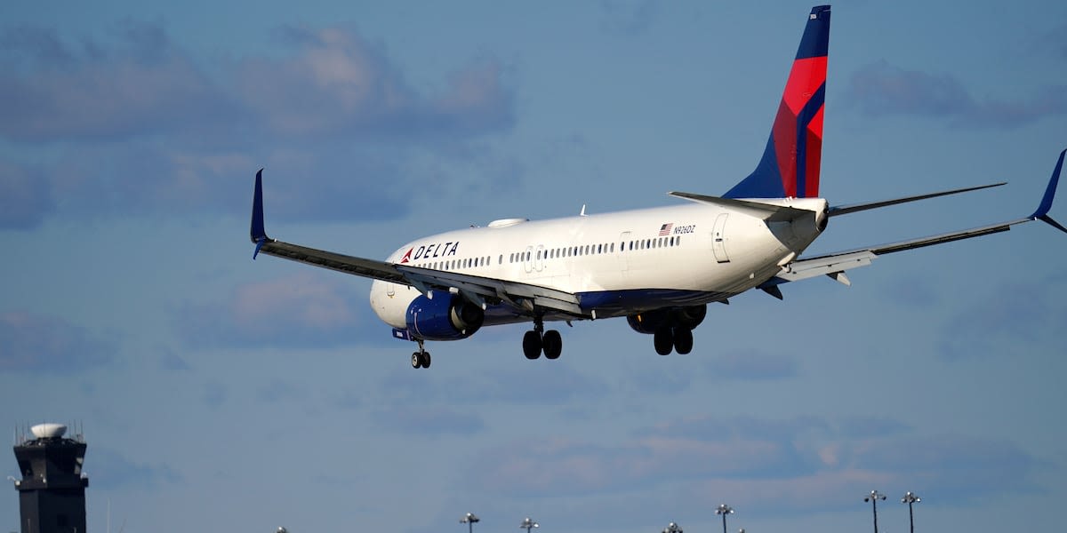 Delta flight diverts to New York after passengers are served spoiled food