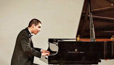 Exaltan inteligencia musical del pianista Sergio Vargas Escoruela
