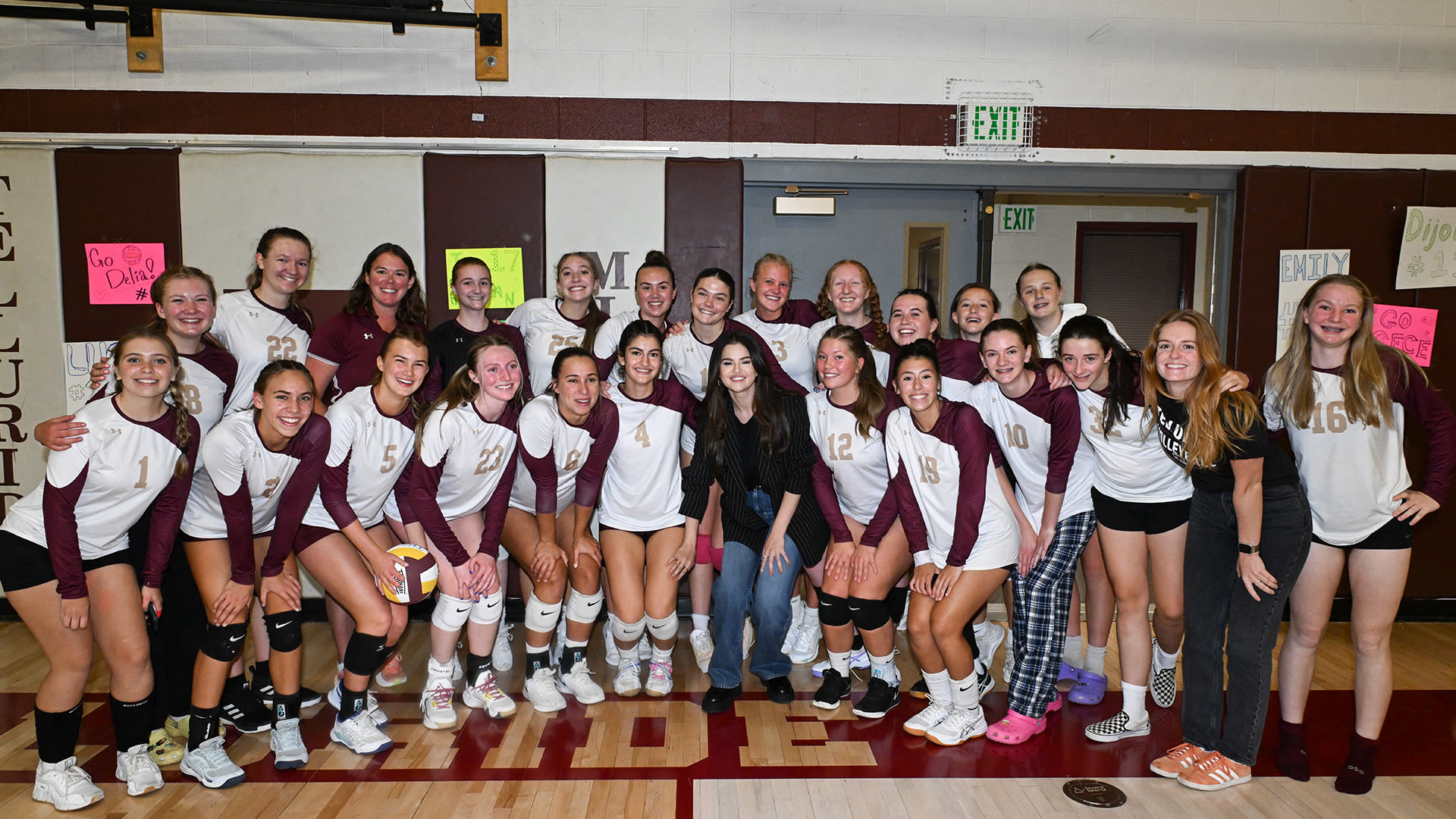 Selena Gomez surprises Telluride high school volleyball team with a visit