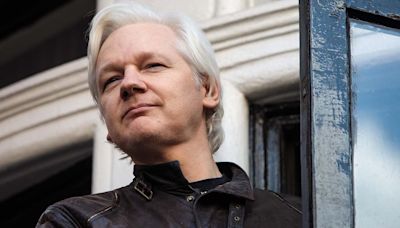 WikiLeaks Founder Julian Assange Can Appeal U.S. Extradition, U.K. High Court Rules