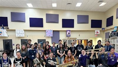 Metallica awards $15K of new band equipment to Boerne High School