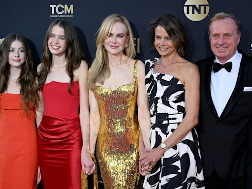 “Tiene el corazón de una leona”: Nicole Kidman recibe el AFI a su carrera arropada por sus hijas y con Hollywood a sus pies