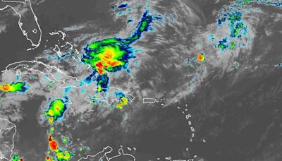 National Hurricane Center tracking 3 tropical waves. Florida facing record heat before rain