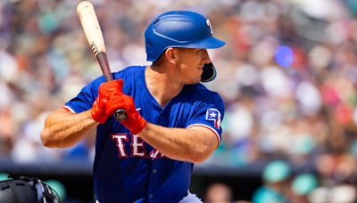 Wyatt Langford debut: Former Florida star and 2023 No. 4 pick batting 5th for Texas Rangers on MLB Opening Day