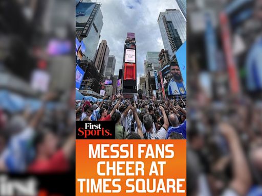 Messi Fandom Reaches America, Times Square Flooded With Fans