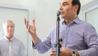 Apuntan contra el gobernador Gustavo Valdés por presunta intromisión en la investigación