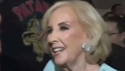 Mirtha Legrand fue al teatro, habló de los recortes a la cultura y expresó su deseo de unión para los argentinos