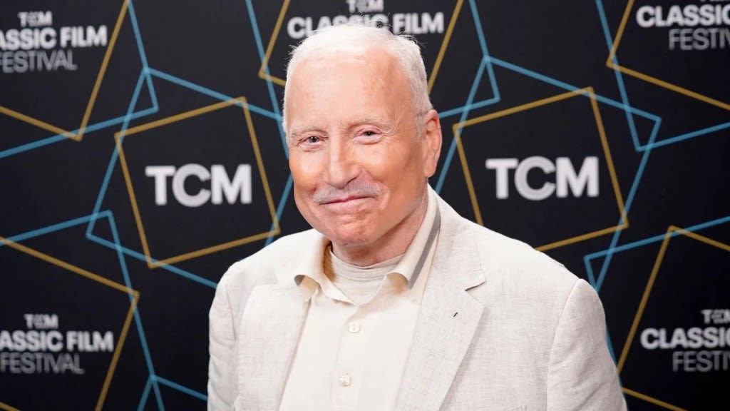 Richard Dreyfuss’ Alleged Sexist Rant Sparks Apology From Massachusetts Theatre
